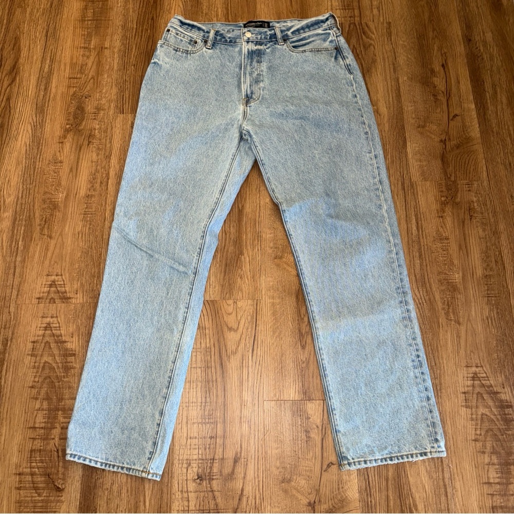 Abercrombie & Fitch Authentic Rigid Demim Loose Light Wash Men’s Size 34x34